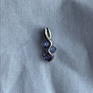 Tanzanite white gold pendant
